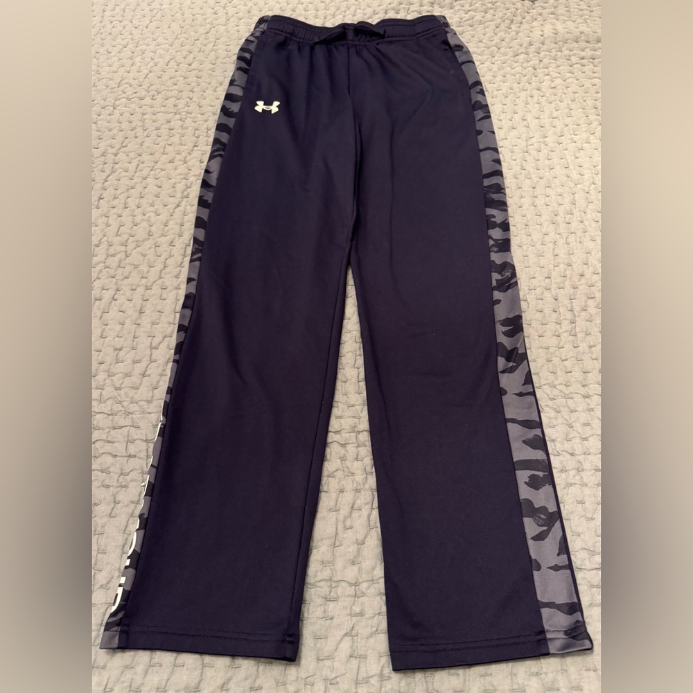 Under Armour Boys' Pants, Size: YLG, Color: Navy/Camo